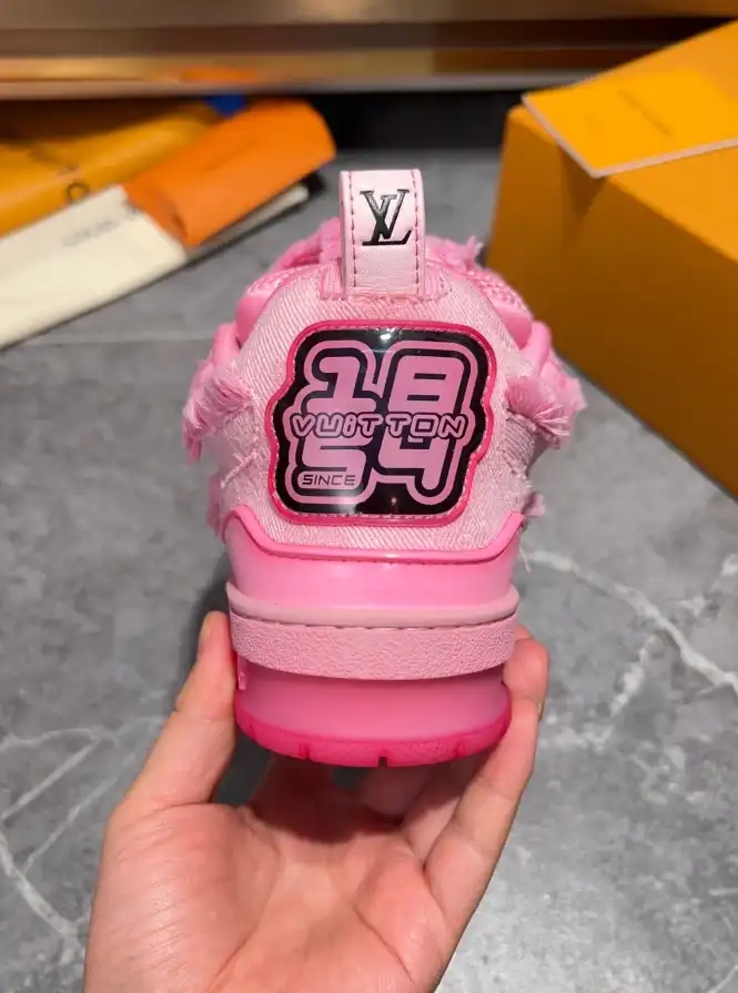 hype Louis Vuitton Sneakers