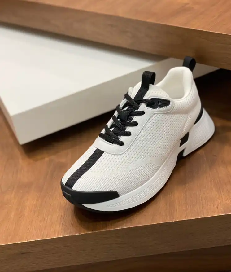 hype Hermes Sneakers