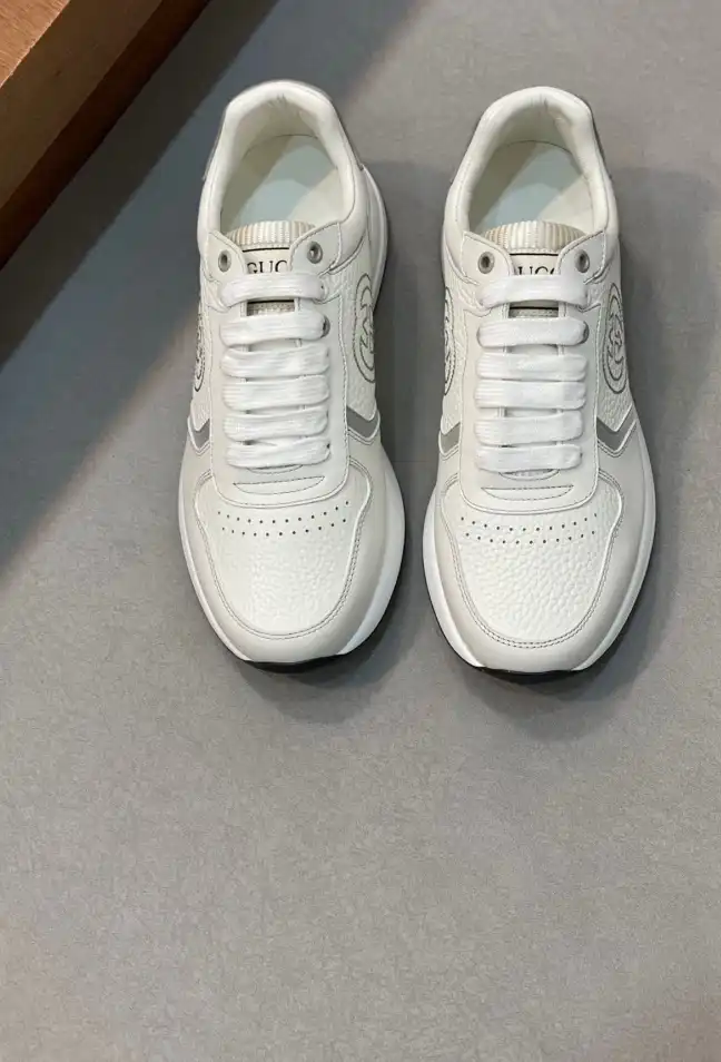 hype Gucci Sneakers