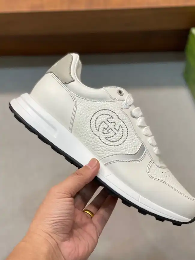 hype Gucci Sneakers