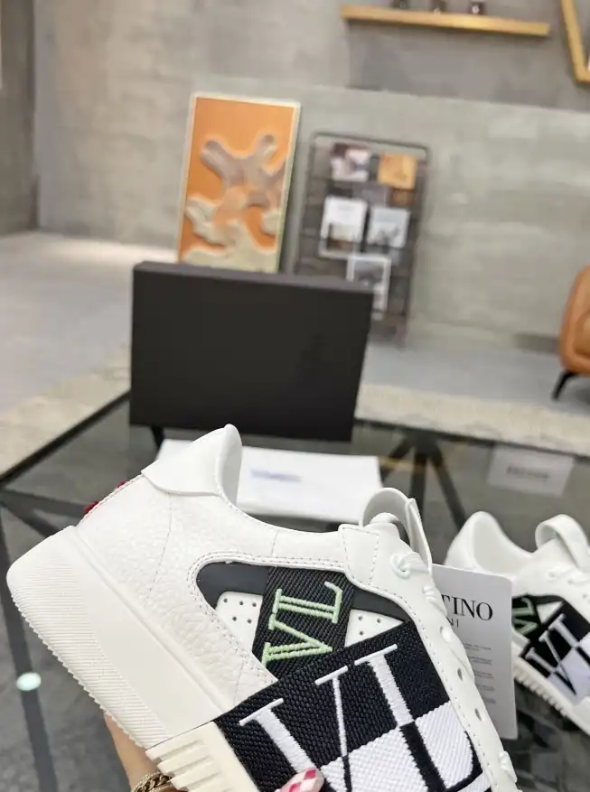 hype Hermes Sneakers