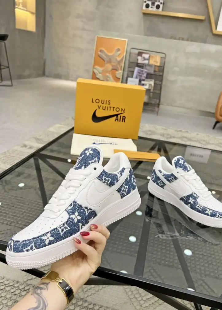 hype Louis Vuitton Sneakers