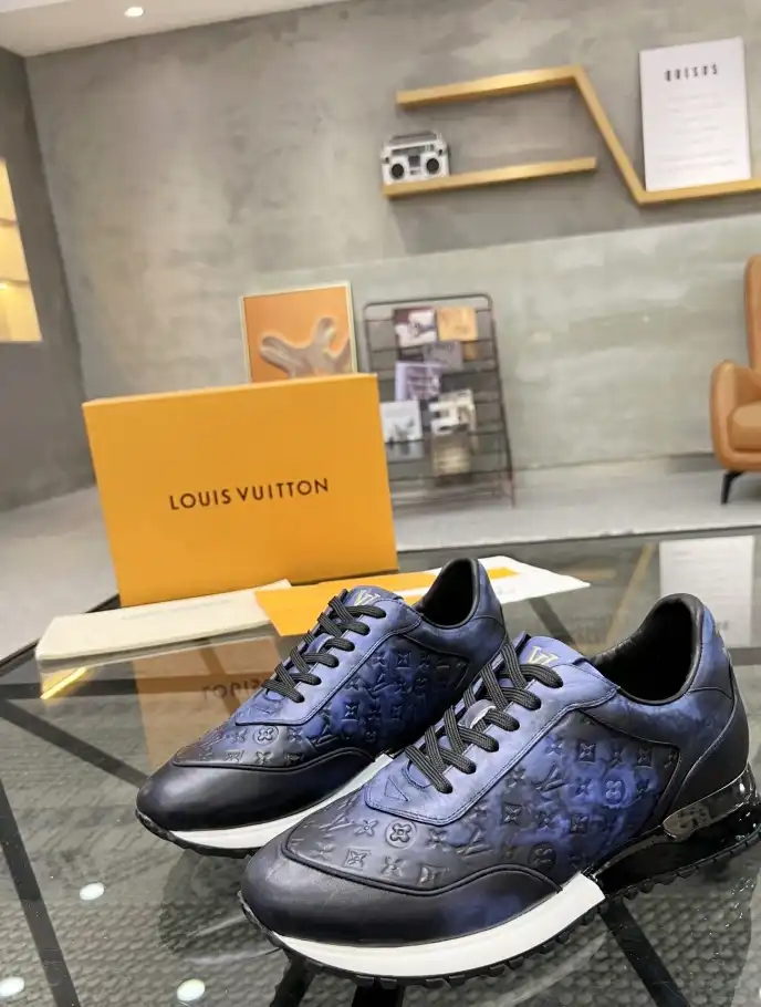 hype Louis Vuitton Sneakers