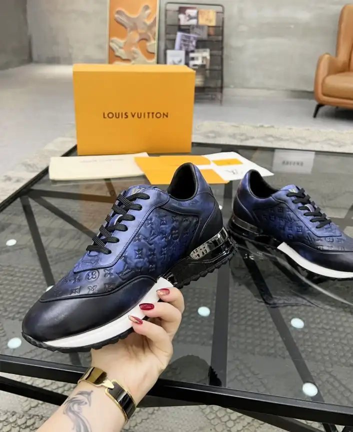 hype Louis Vuitton Sneakers