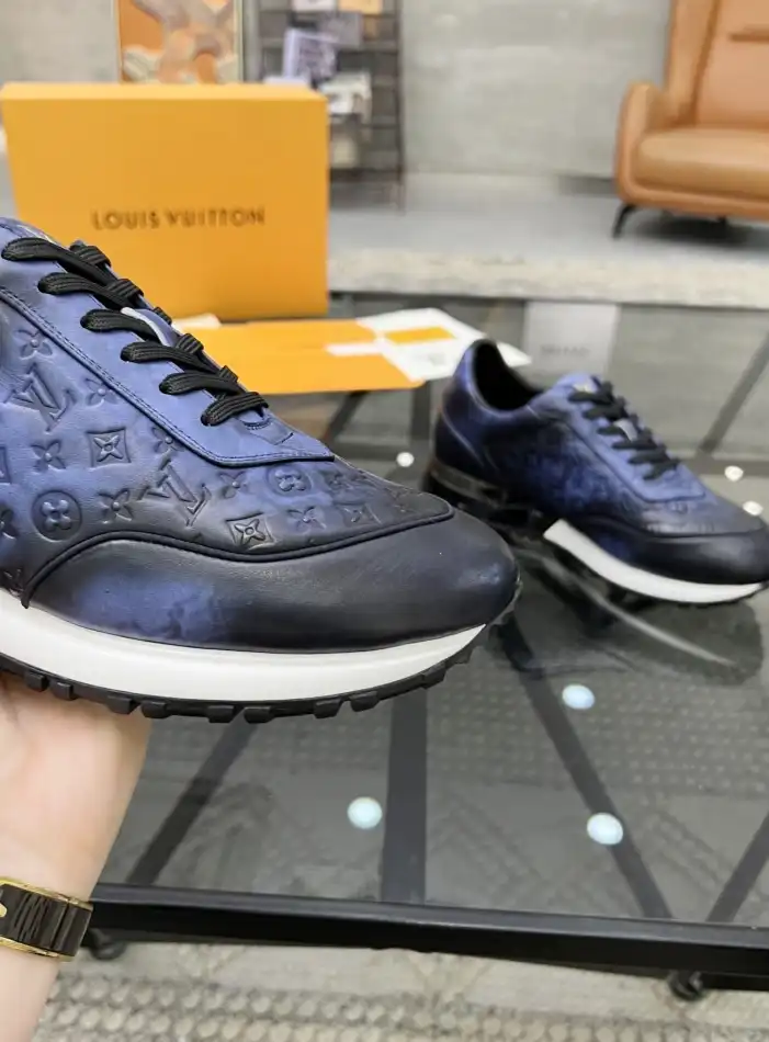 hype Louis Vuitton Sneakers