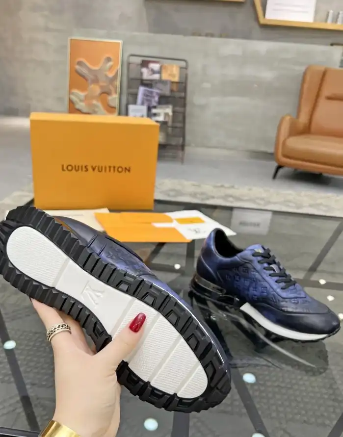 hype Louis Vuitton Sneakers