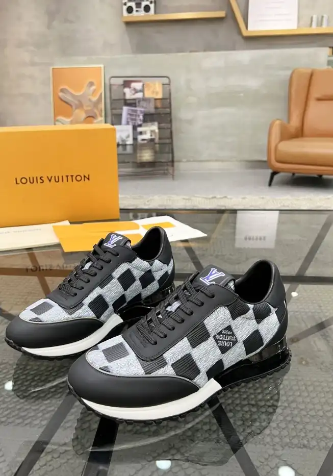 hype Louis Vuitton Sneakers