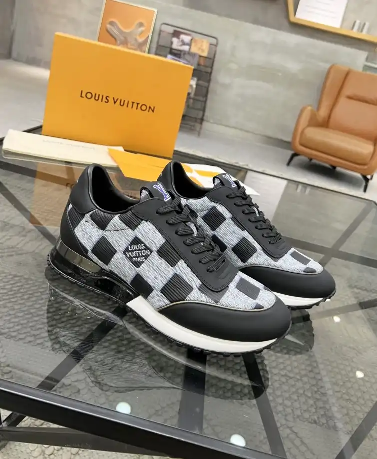 hype Louis Vuitton Sneakers