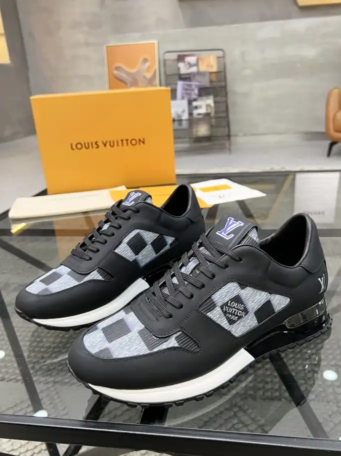 hype Louis Vuitton Sneakers