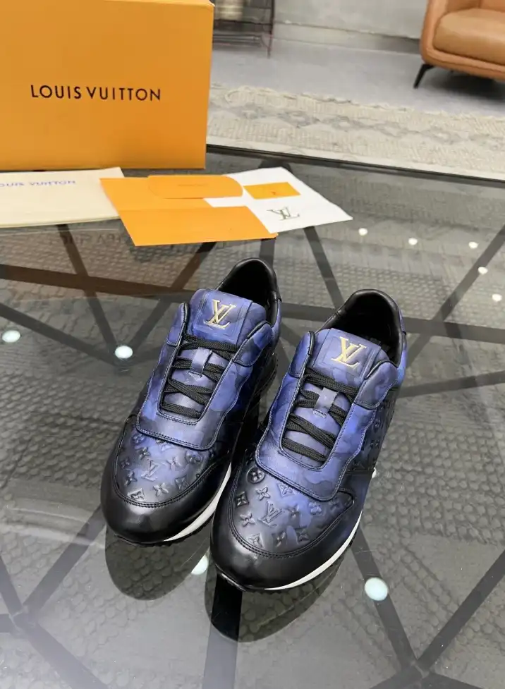 hype Louis Vuitton Sneakers