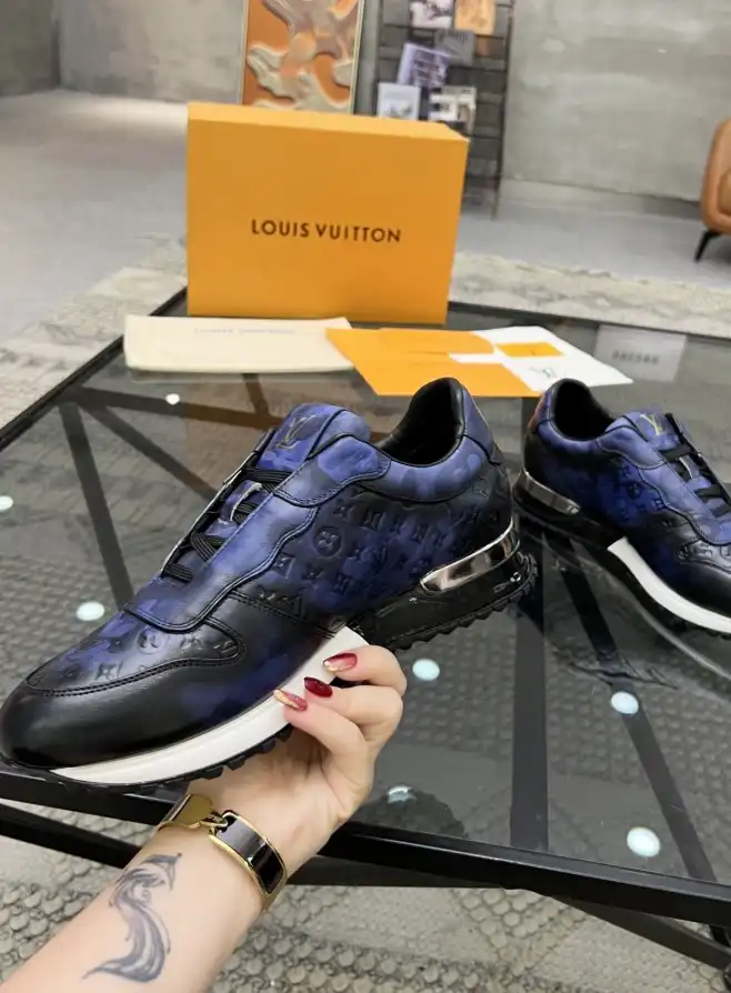 hype Louis Vuitton Sneakers