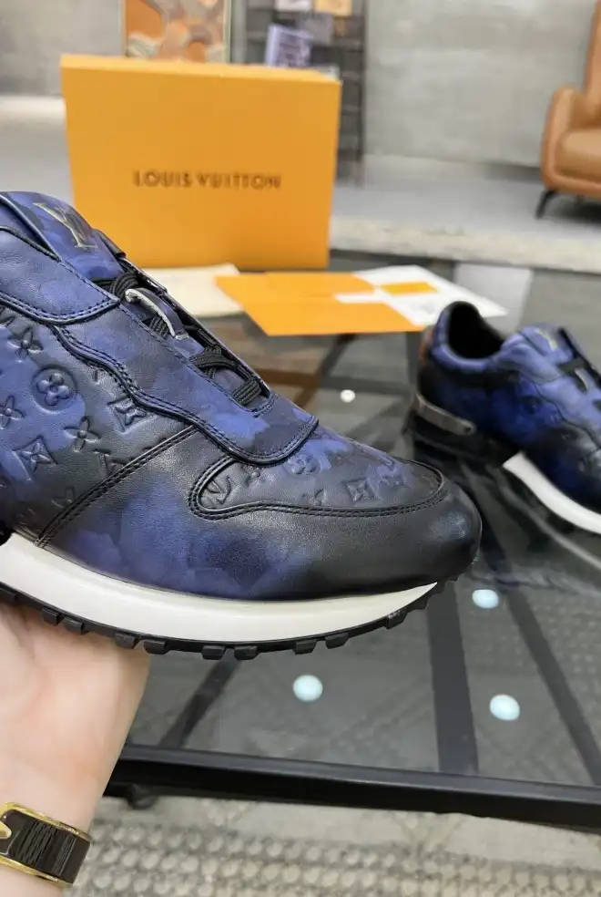 hype Louis Vuitton Sneakers