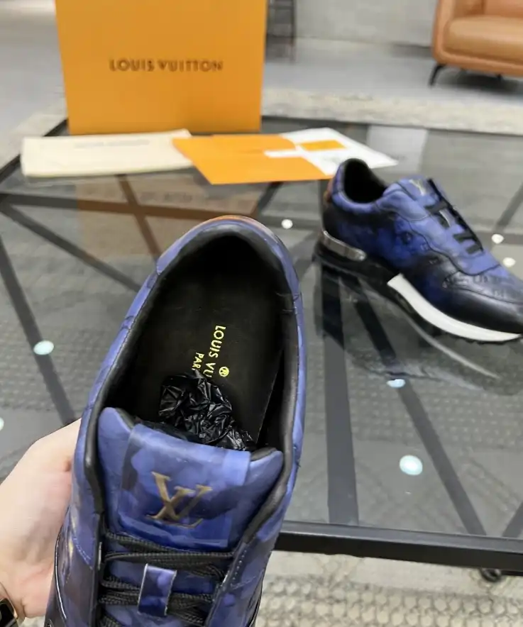 hype Louis Vuitton Sneakers