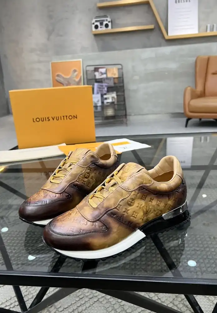 hype Louis Vuitton Sneakers