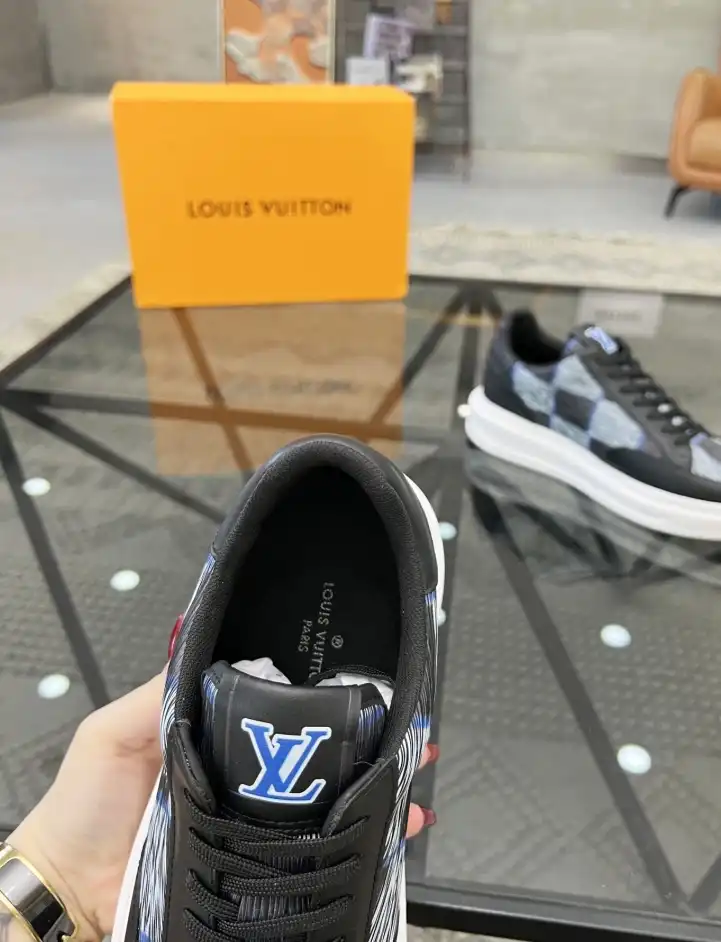 hype Louis Vuitton Sneakers