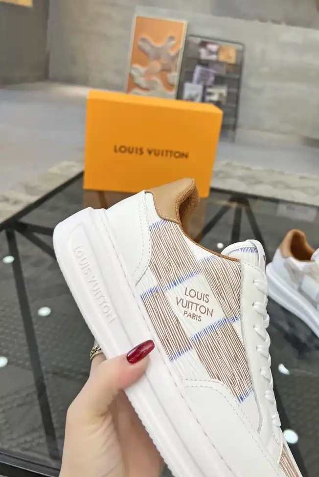 hype Louis Vuitton Sneakers