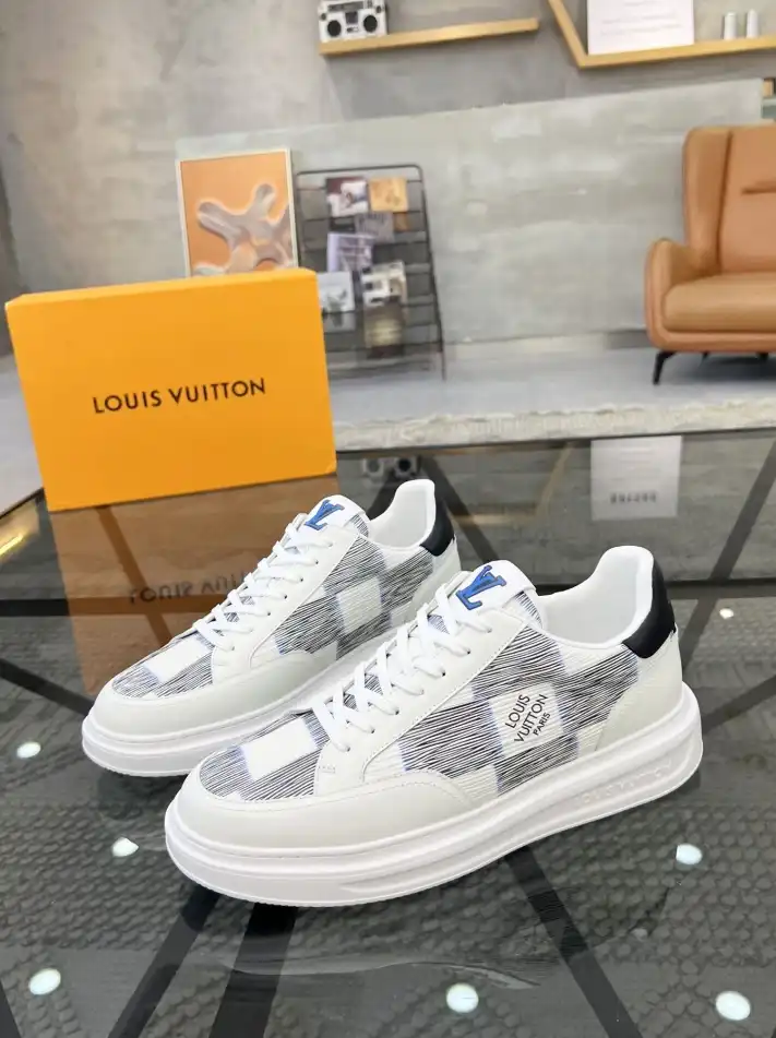 hype Louis Vuitton Sneakers