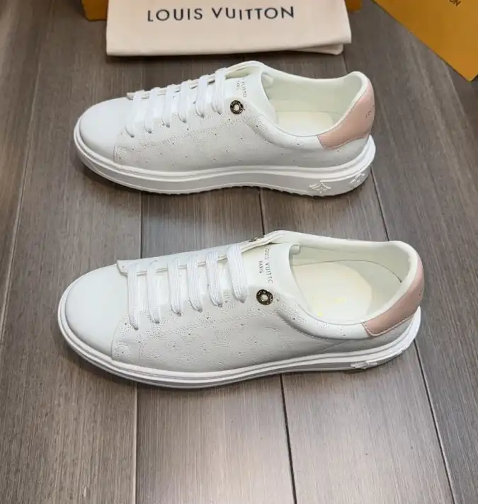 hype Louis Vuitton Sneakers