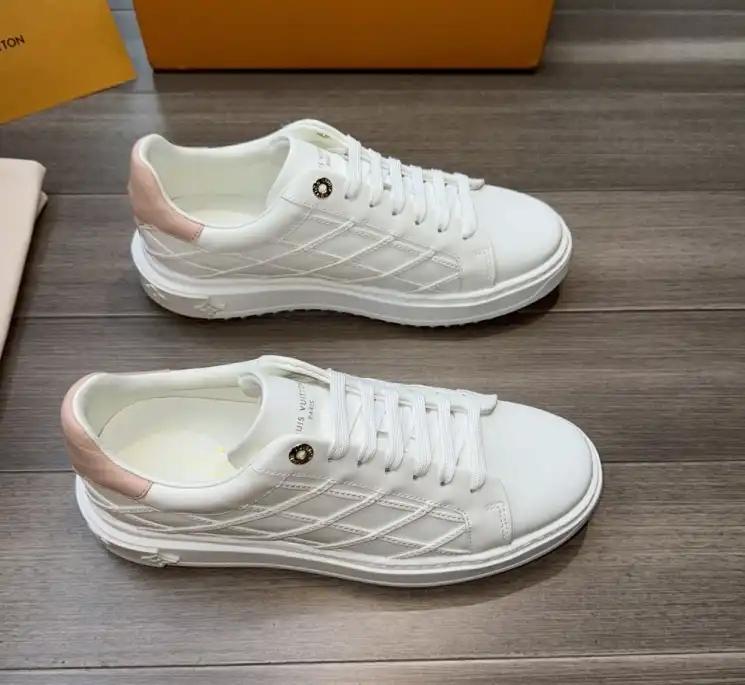 hype Louis Vuitton Sneakers