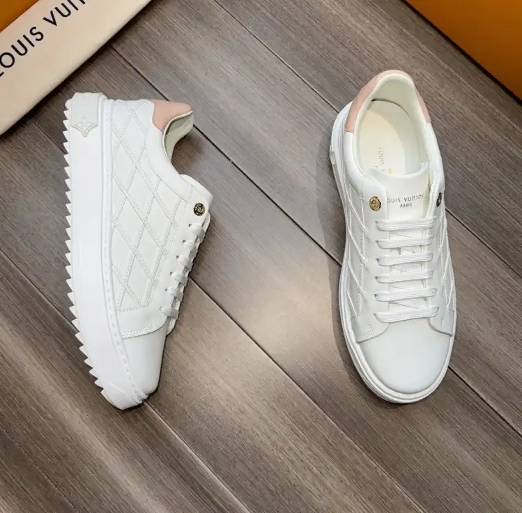 hype Louis Vuitton Sneakers