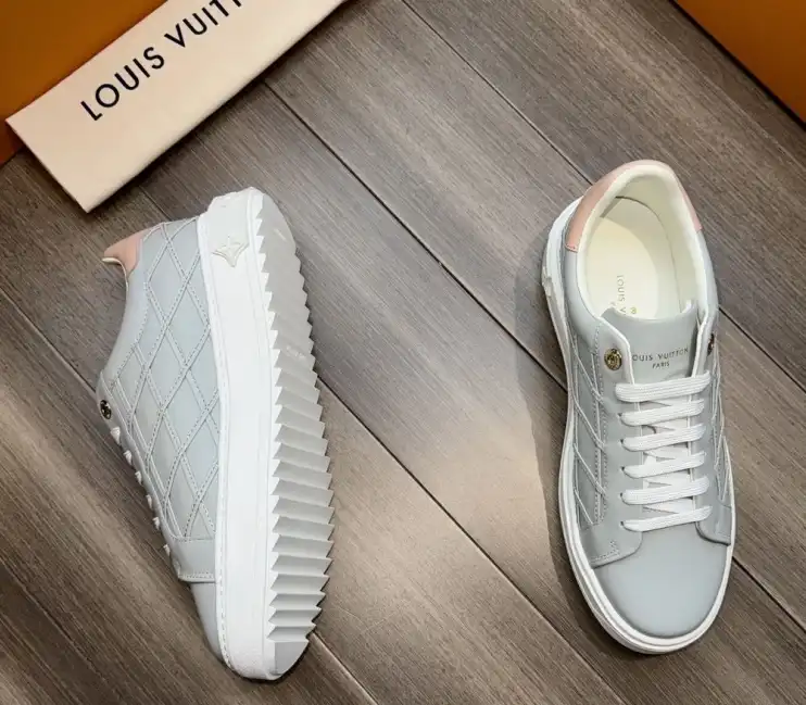 hype Louis Vuitton Sneakers