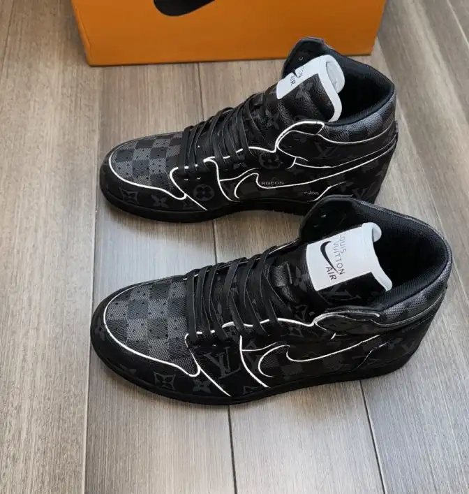 hype Louis Vuitton Sneakers