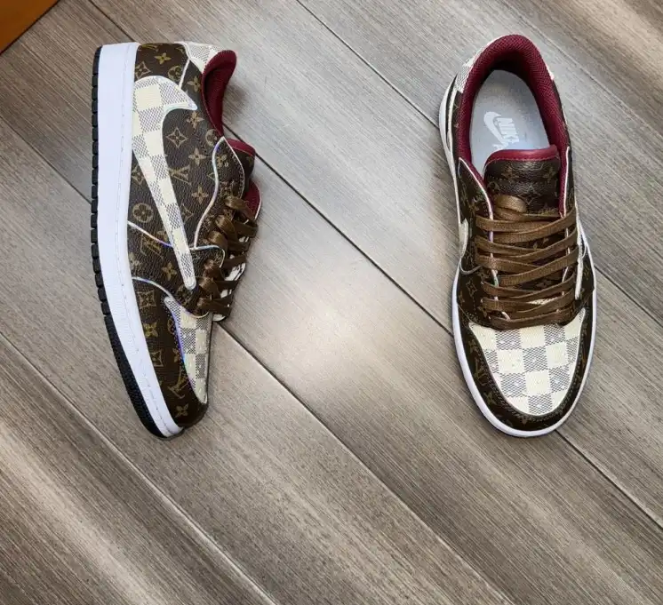 hype Louis Vuitton Sneakers