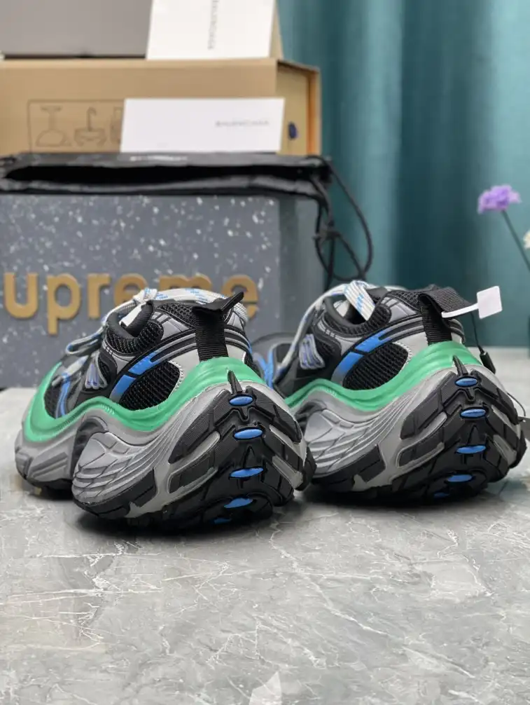 hype Balenciaga Sneakers