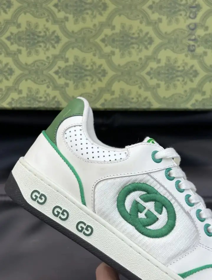 hype Gucci Sneakers