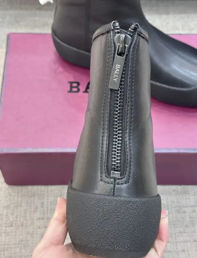 hype Burberry Boots