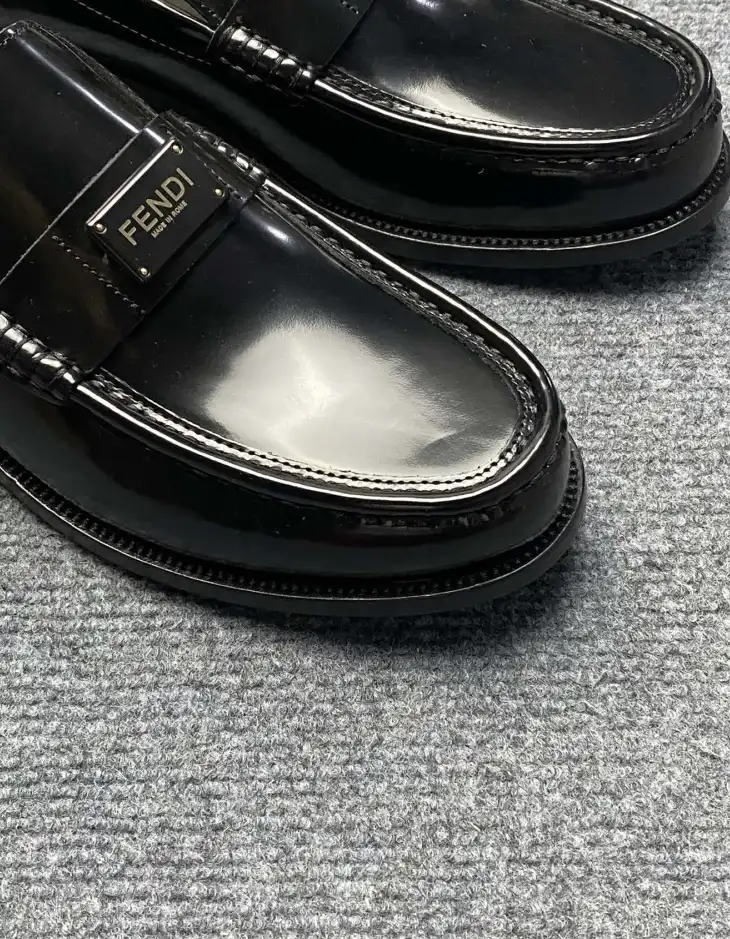 hype Fendi Leather Shoes