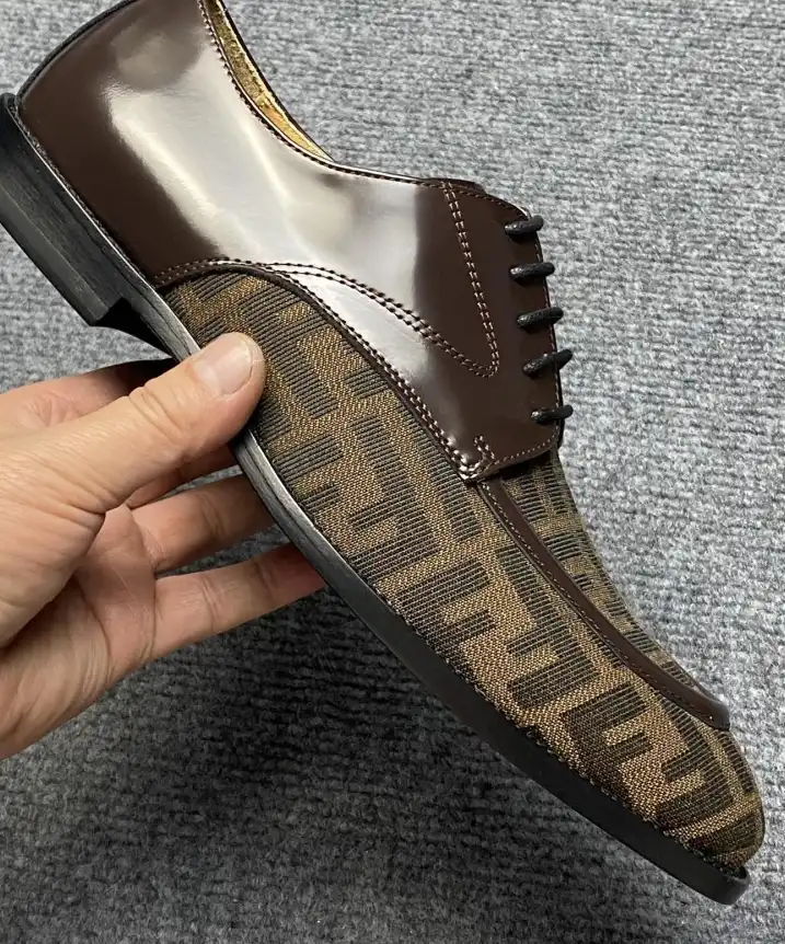 hype Fendi Leather Shoes