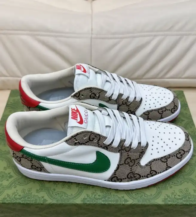 hype Gucci Sneakers