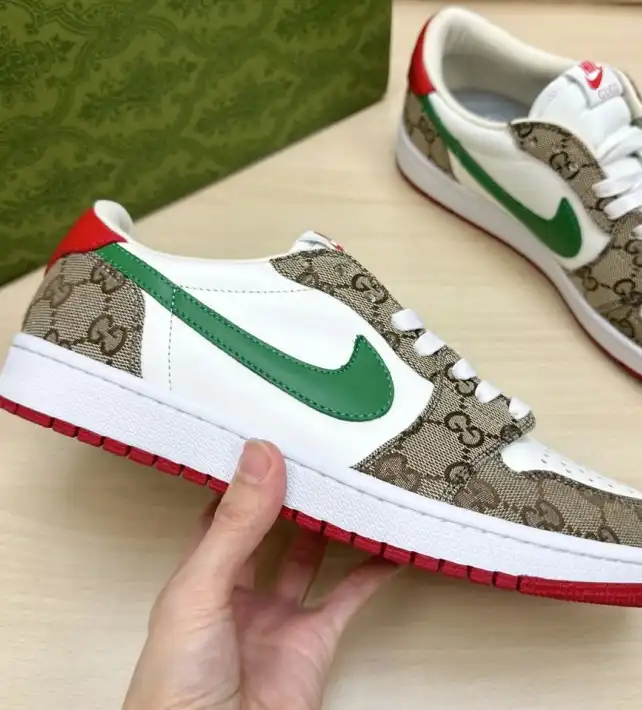 hype Gucci Sneakers