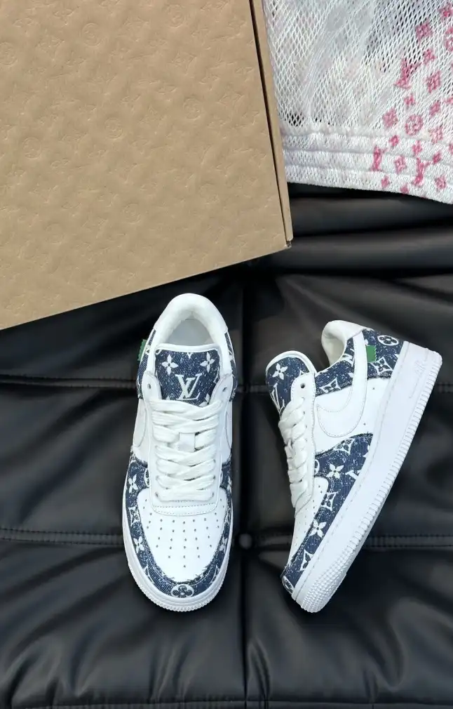 hype Louis Vuitton Sneakers