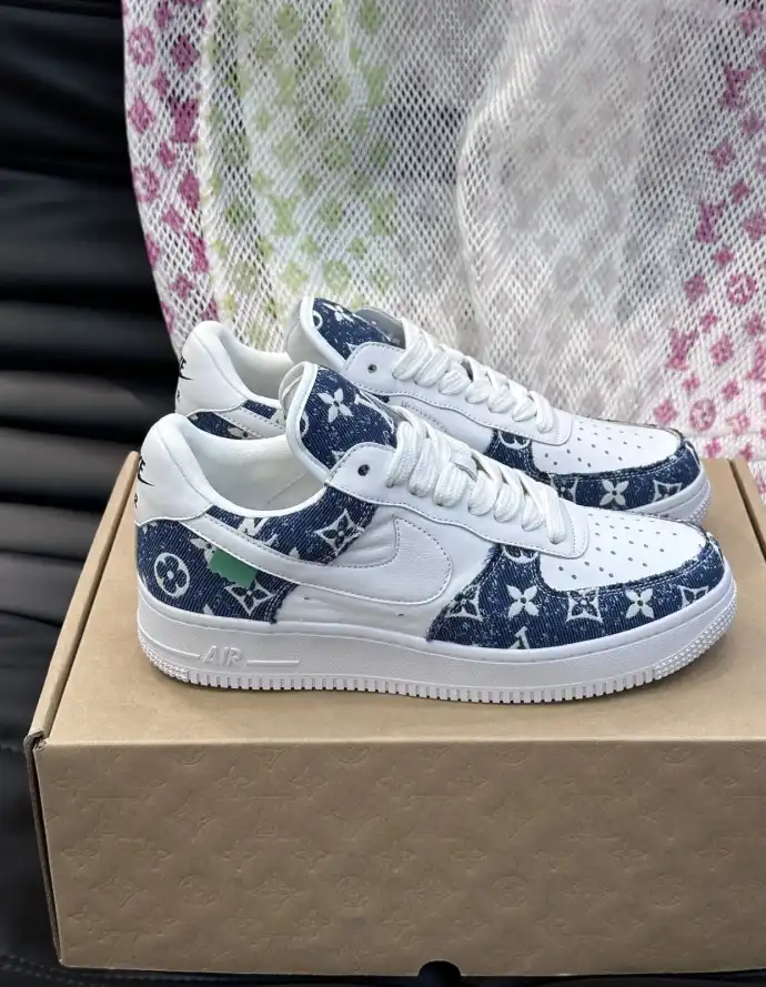 hype Louis Vuitton Sneakers