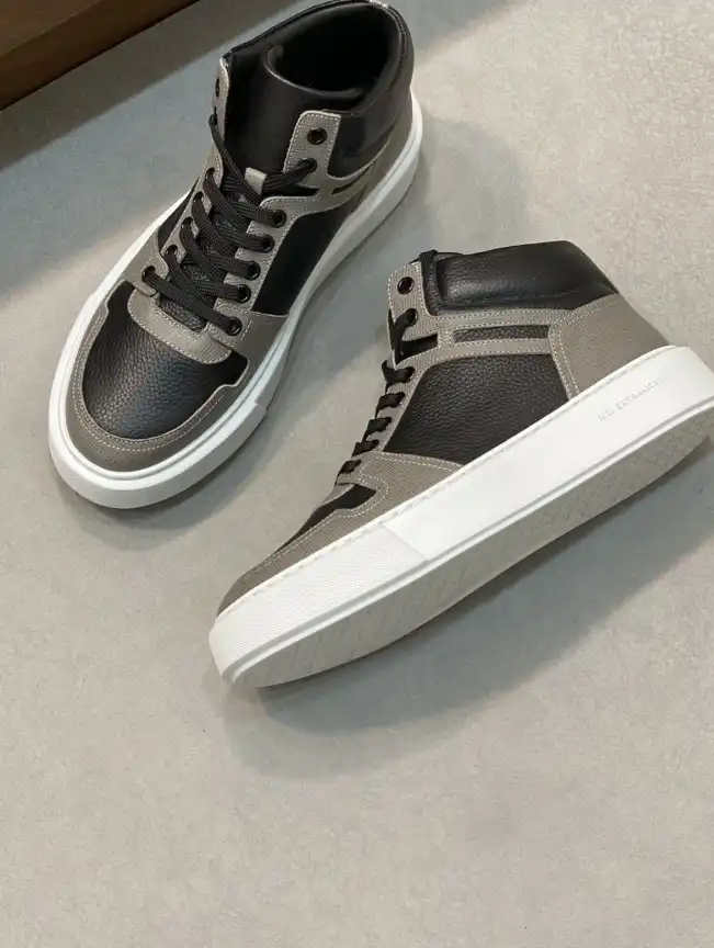 hype Hermes Sneakers