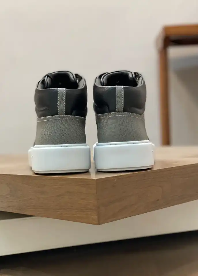 hype Hermes Sneakers