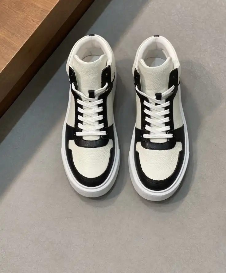 hype Hermes Sneakers