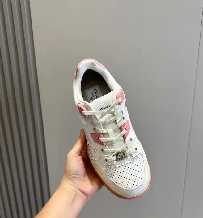 hype Gucci Sneakers