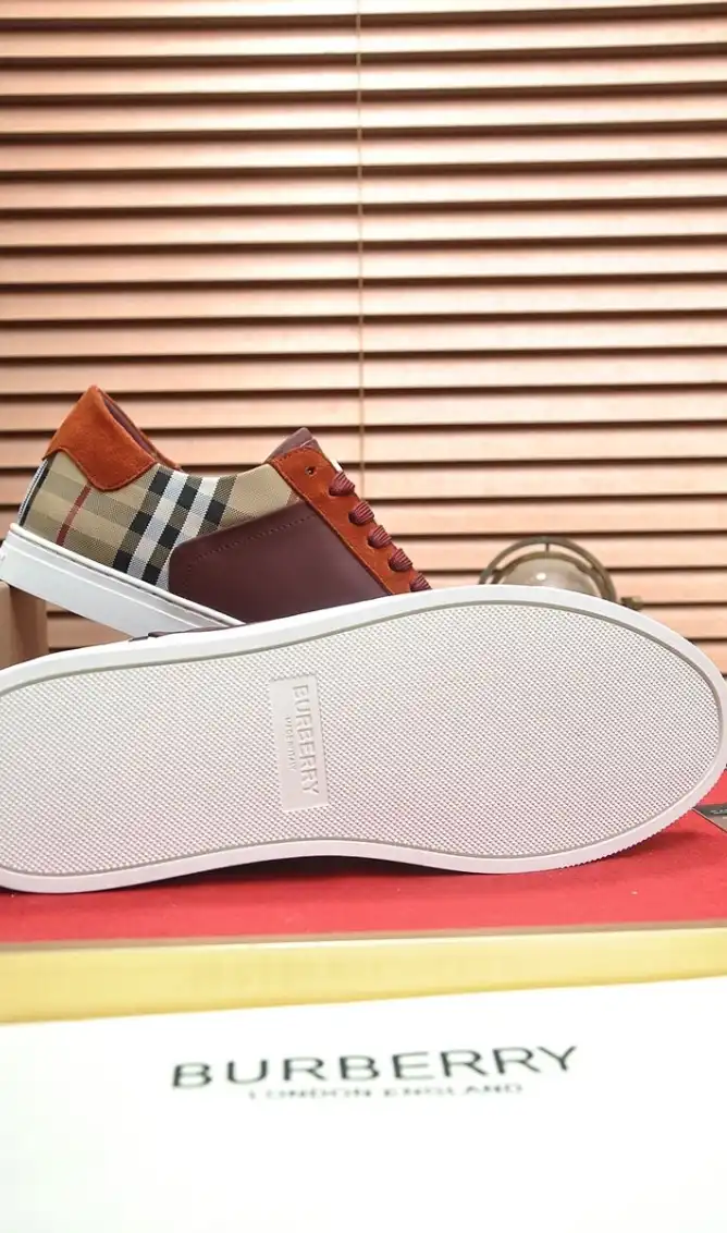 hype Burberry Sneakers