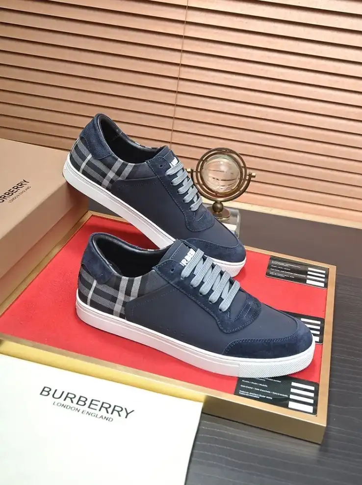 hype Burberry Sneakers