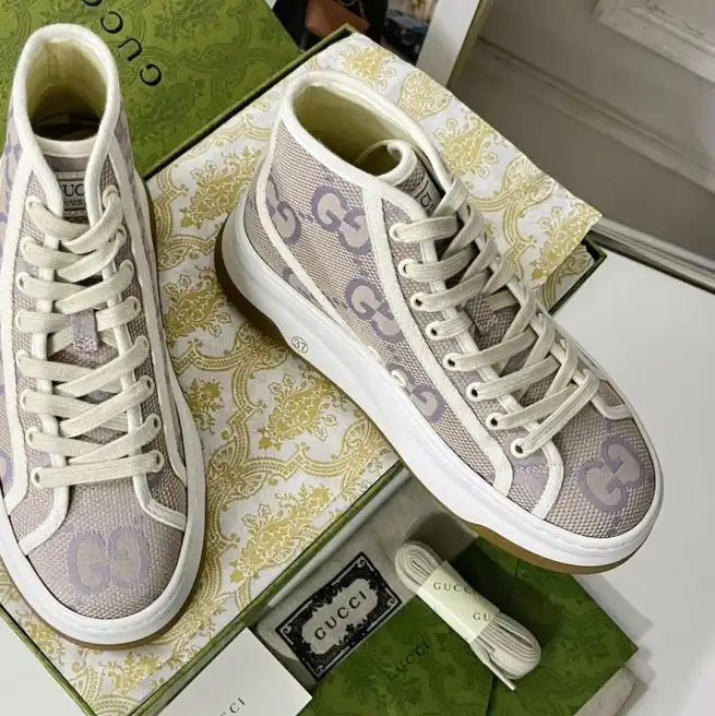 hype Gucci Sneakers