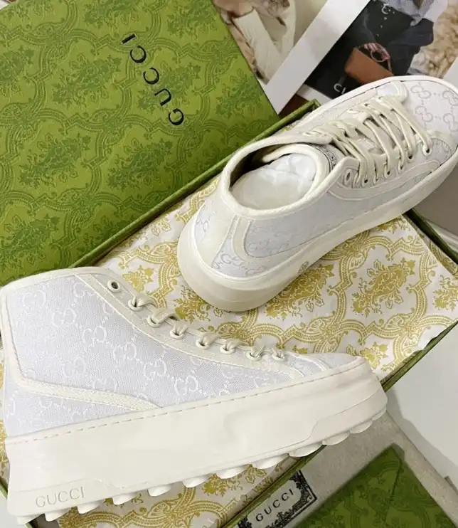 hype Gucci Sneakers