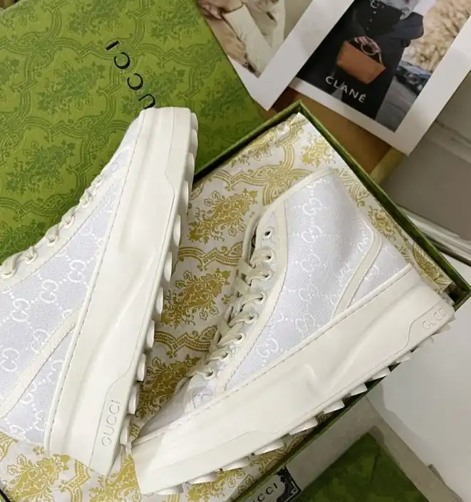 hype Gucci Sneakers