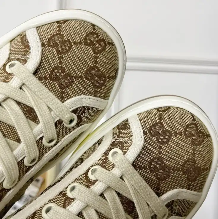 hype Gucci Sneakers