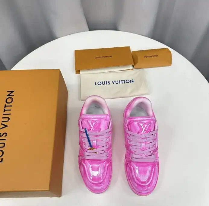 hype Louis Vuitton Sneakers