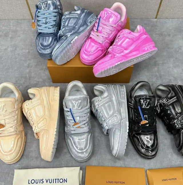 hype Louis Vuitton Sneakers