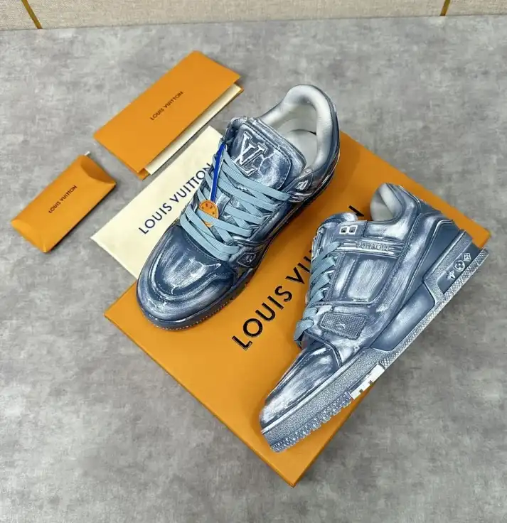 hype Louis Vuitton Sneakers