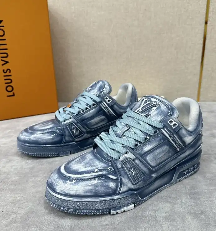 hype Louis Vuitton Sneakers